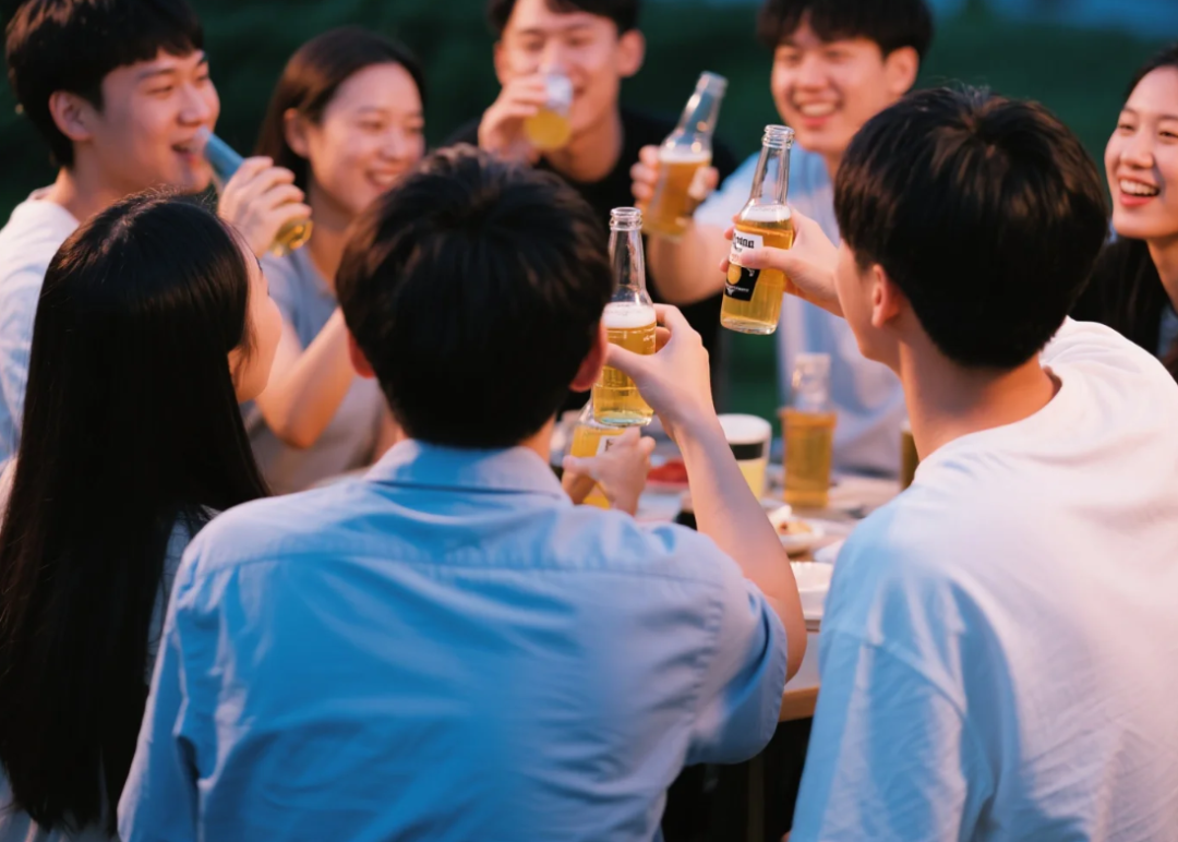 从露酒爆火看酒业变迁:白酒的“经典”,如何适配时代的“新生”?