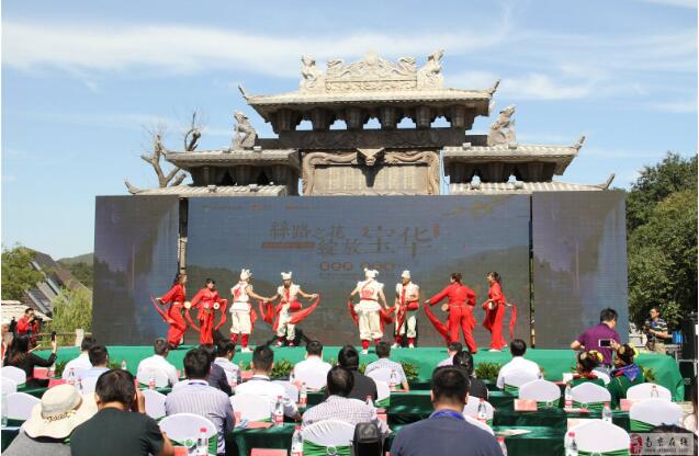 第三届宝华山国际民俗文化节今日开幕